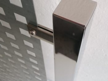 Poste para chapa perforada