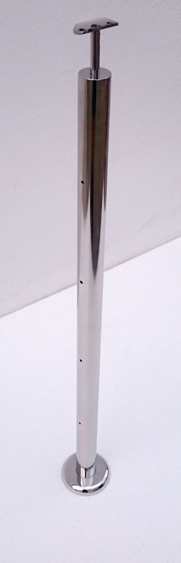 Poste Ø43 cable con soporte pasamanos