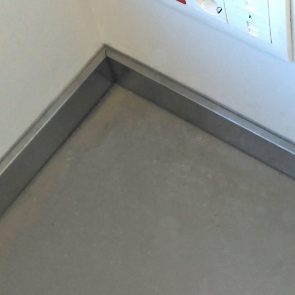 Rodapie de 80x15 mm